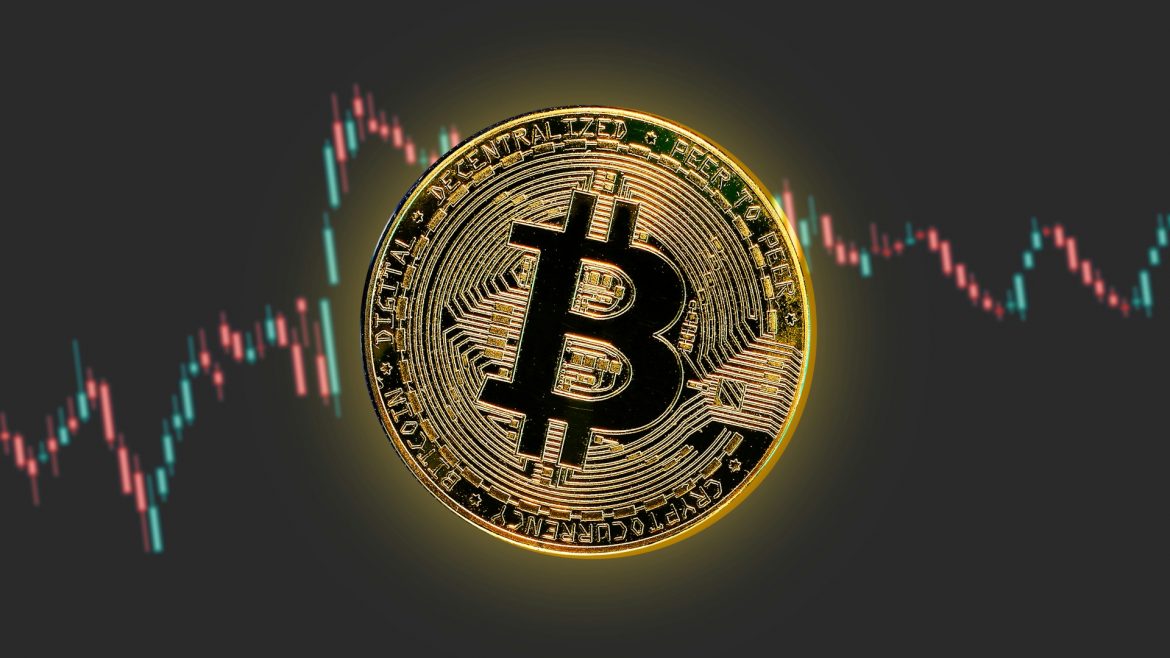 Bitcoin y Ether permanecen estables mientras los traders de criptomonedas evalúan la situación tras el “halving”